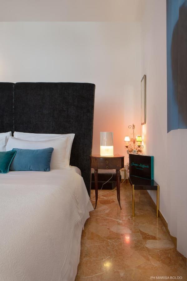 Billie'S Flat Red - Art & Design Apt In Verona Historic Centre Экстерьер фото